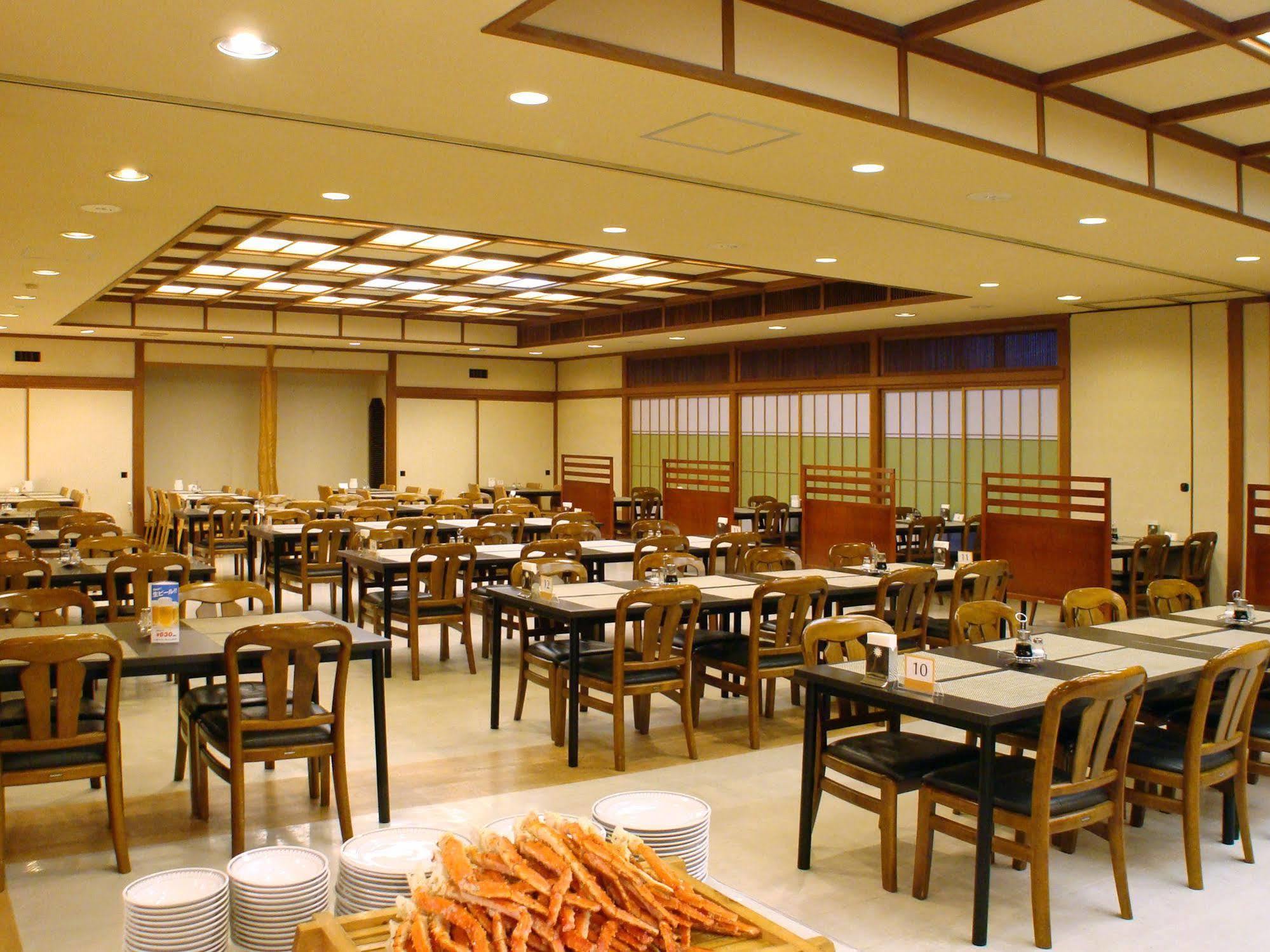 Kasugai View Hotel Fuefuki Buitenkant foto